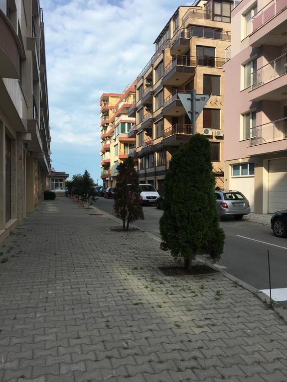 Milos Apartments Πομόριε Εξωτερικό φωτογραφία
